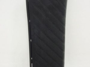 8K1864777 Podnóżek stopka do Audi A4 A5 Q5