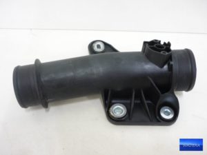 8K0145673 E AUDI A4 A5 Q5 RURA INTERCOOLERA