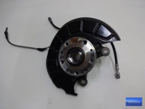 Prawa przednia zwrotnica piasta VW GOLF V VI AUDI