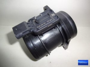 04L906461 B Nowy przepływomierz powietrza VW SKODA
