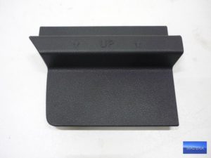 5G6867462 A Osłona boczna tapicerki VW GOLF VII