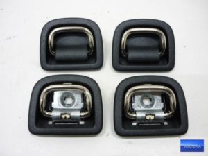8V0863503 B Ucho mocujące VW GOLF JETTA A3 SEAT