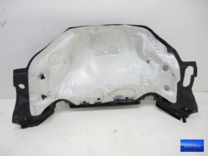 4H0819523 F Grodź,rynna podszybia AUDI A8