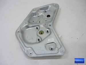 5L0839402 Podnośnik szyby tył str,prawa Skoda Yeti