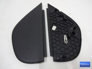 1K0858247A Zaślepka boczek deski st lewa VW GOLF V