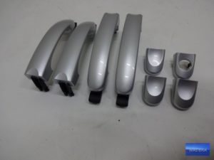 Nowe klamki zewnętrzne VW SEAT SKODA Oryginał