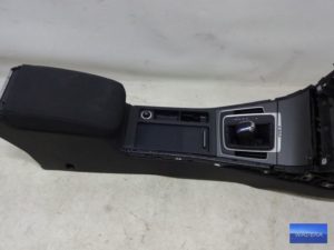 Tunel środkowy podłokietnik gałka dsg VW golf VII