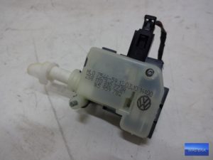 1T0810773A Siłownik klapki paliwa VW TOURAN
