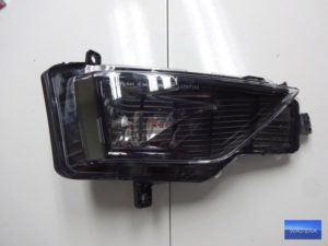 510941662C Halogen prawy VW GOLF VII SPORTSVAN BDB