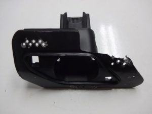 5G0807942B Koszyk mocowanie sprysku R VW GOLF VII