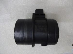03G906461C Przepływomierz powietrza VW SKODA AUDI