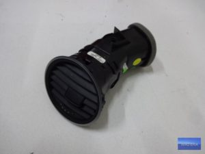 Wlot kratka powietrza lewa VW BEETLE