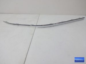 listwa chrom tylnego zderzaka str L VW PASSAT B8