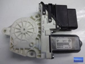 5N0959704D/5K0959795 Silniczek prawy tył VW TIGUAN