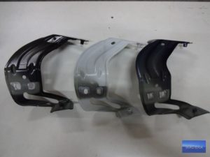 5TA821136 Mocowanie błotnika PRAWE VW TOURAN NOWY