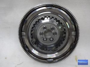 04E105266 Koło zamachowe VW SKODA AUDI IGŁA 900KM!