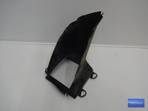 4G8124333H Kierownica WLOT powietrza AUDI A7 S7