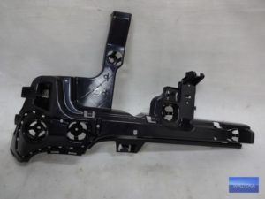 7411146 ślizg zderzaka prawy MINI COOPER ONE F56
