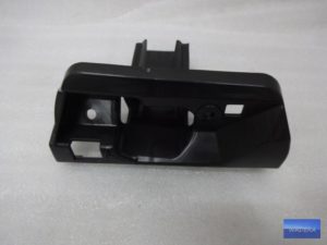 5G0807941C Koszyk spryskiwacza lewy VW GOLF VII