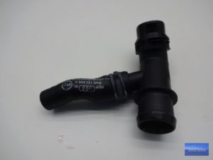8W0122293AE rurka wodna króciec AUDI A4 B9 20KM !
