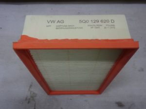 5Q0129620 D  filtr powietrza VW SKODA AUDI