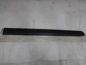 6Q4853754 Nowa listwa drzwi Prawa VW POLO Okular