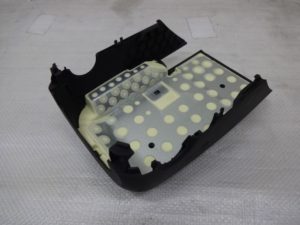 Obudowa dolna kierownicy VW PASSAT B8