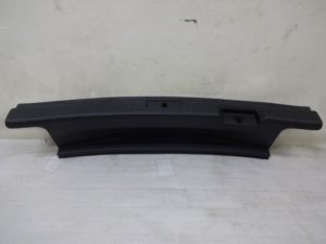 Tapicerka progu // pod hak // VW GOLF VII HB