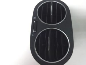 5M0819704L Wlot powietrza prawy VW GOLF PLUS 05-14
