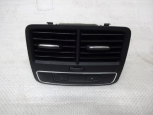 8W0919203 A Kratka wentylacyjna sterownik AUDI A4