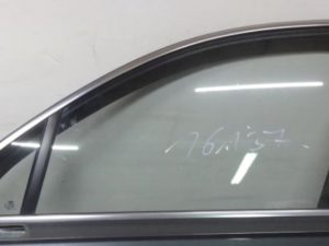 Szyba podwójna klejona lewy przód Audi Q7 4M
