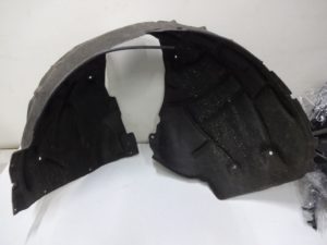 8U0810171B Nadkole lewy TYŁ AUDI Q3 Oryginał