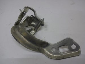 8K9827300 Prawy zawias klapy AUDI A4 B8 KOMBI NOWY