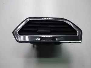 5NB819704 Kratka powietrza prawa VW TIGUAN 5NA