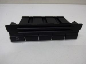 5N1927132AF Przycisk panel VW TIGUAN jak nowy