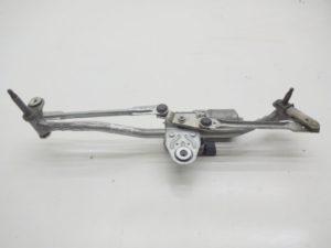 8U1955023B Mechanizm wycieraczek AUDI Q3 Idealny