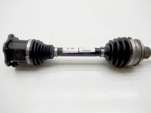 8W0407271A Półoś lewa AUDI A4 B9