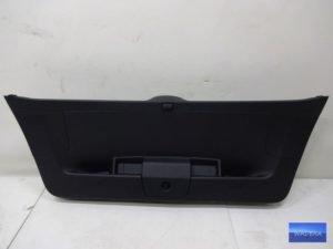 510867605B Tapicerka tylnej klapy VW GOLF VII PLUS