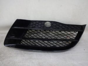 Kratka zderzaka lewa AUDI R8 420807683
