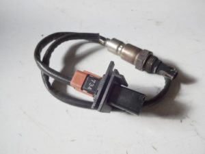 8W0906265D Czujnik tem.spalin AUDI Oryginał
