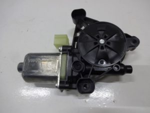 8w0959802 silniczek szyby ja nowy AUDI A4 A5 ORYG