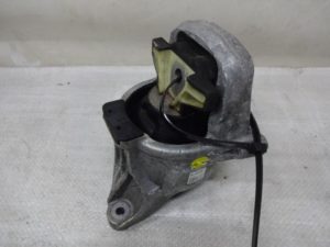 8W0199371BT Łapa poduszka silnika AUDI A4 A5 100%