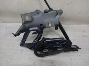 8W6823302A Zawias maski prawy AUDI A5 -oryginał-