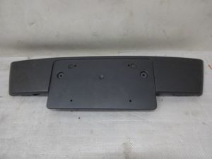 8J0807285B Podkładka blenda pod tablice AUDI TT