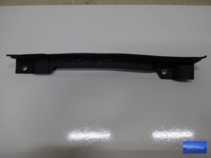 8X0121331 Osłona chłodnicy wody AUDI A1