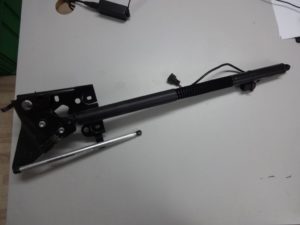 4G8 zawias klapy+siłownik PRAWY AUDI A7 S7
