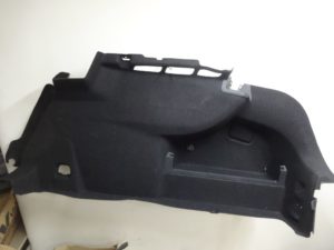 3G5867428B Tapicerka prawa bagażnika VW PASSAT B8