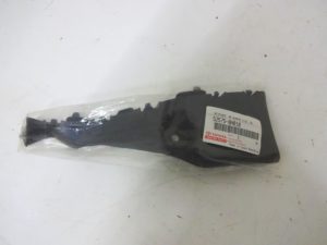 Toyota Aygo ślizg zderzaka tył prawy 52575-0H010