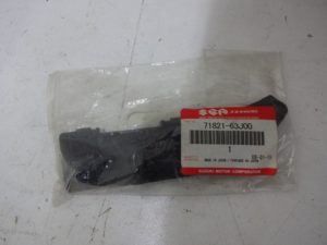 Swift ślizg zderzaka prawy tył 71821-63J00