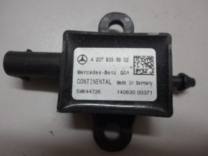 Mercedes czujnik uderzeniowy A2079056902
